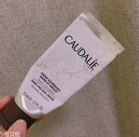 歐緹麗護(hù)手霜怎么樣？歐緹麗護(hù)手霜使用心得