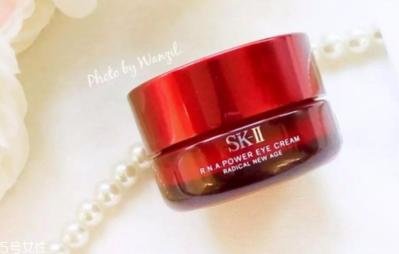 哪些眼霜不該買？眼霜十大雷區(qū)盤點(diǎn)