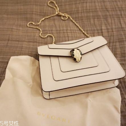 寶格麗包包多少錢？有著致命吸引力的意大利包包