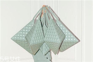 mlouye是哪個國家的牌子？值得收藏的設(shè)計感包包