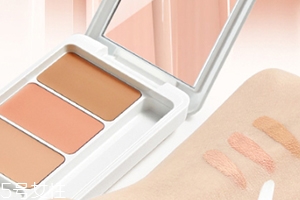 遮瑕膏可以遮痣嗎？遮瑕盤和遮瑕筆更適合遮痣