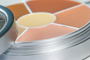 遮瑕膏可以遮黑眼圈嗎？要選對遮瑕膏顏色