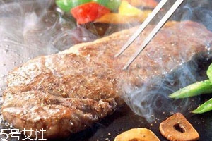 牛排煎糊了還能吃嗎 關鍵要掌握火候 牛排煎糊了還能吃嗎 關鍵要掌握火候