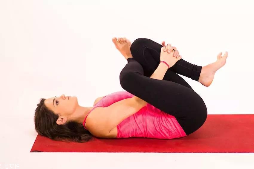 每天靠墻抬腳有什么好處？6大好處讓你想象不到