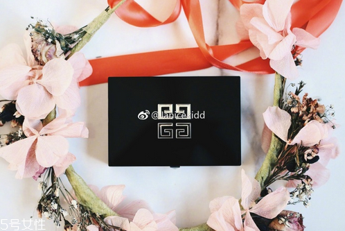 紀梵希柔霧雙色腮紅好用嗎？紀梵希絕對的一線大牌