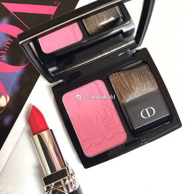 迪奧70周年限定口紅試色 迪奧粉一定要收 迪奧70周年限定口紅試色 迪奧粉一定要收