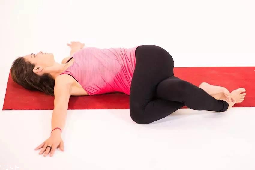 每天靠墻抬腳有什么好處？6大好處讓你想象不到