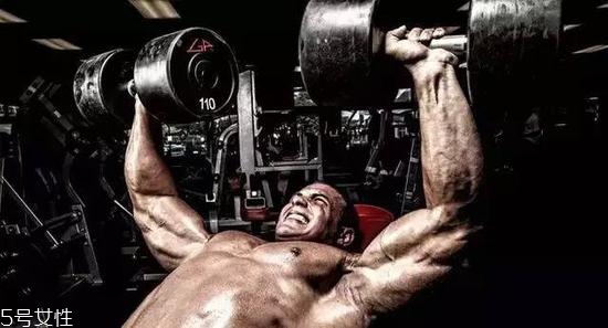 俯臥撐塌腰怎么辦？教你如何解決