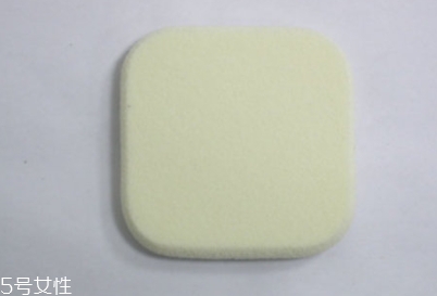 遮瑕液可以直接涂嗎？用這些工具涂會更好