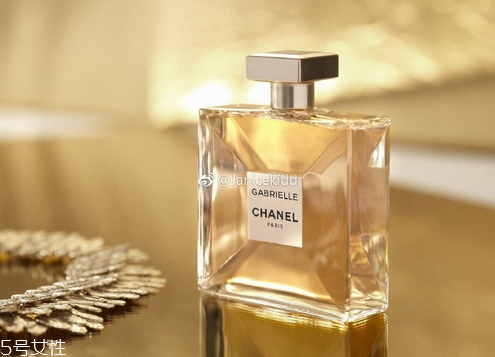 香奈兒嘉柏麗香水多少錢一瓶？女人最愛的香奈兒香水推薦
