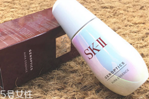 sk2神仙水和小燈泡怎么用？超級經(jīng)典的明星產(chǎn)品