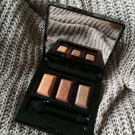 瑪麗黛佳多米諾眼影好用嗎？超美超好畫