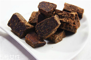 黑糖為什么比紅糖貴？經(jīng)期吃紅糖好還是黑糖好？