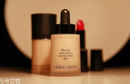 紀(jì)梵希和阿瑪尼哪個(gè)好？看看誰(shuí)的檔次高