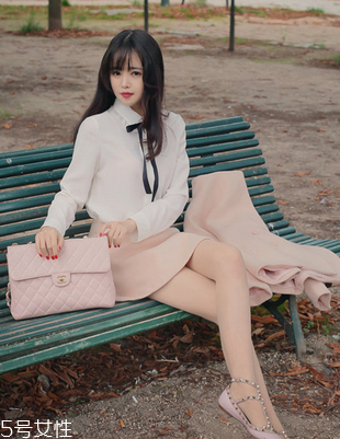 紅花逍遙片要吃多久？依據(jù)個人實際情況定