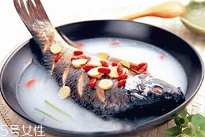 魚(yú)湯用什么魚(yú)好 這三種魚(yú)最好
