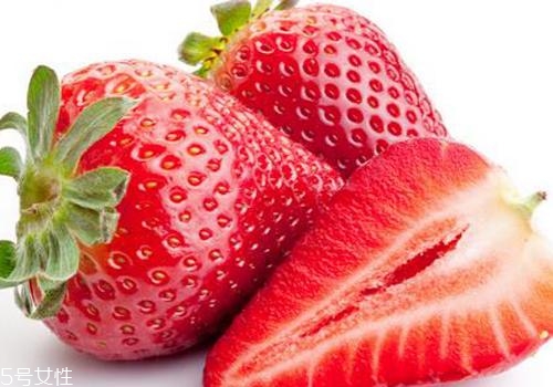 草莓和蝦能一起吃嗎？