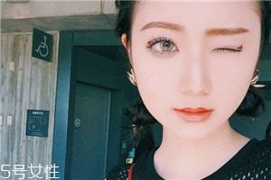 什么是折痕眼線？完整畫眼妝的順序