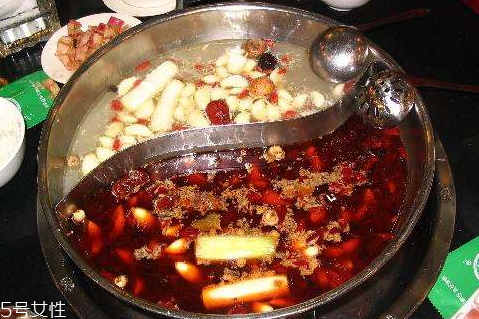 小肥羊火鍋底料怎么用 教你正確的用法步驟 小肥羊火鍋底料怎么用 教你正確的用法步驟