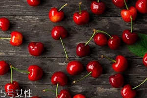 車?yán)遄佑锌辔犊梢猿詥?？小心化學(xué)試劑