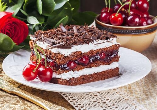 車?yán)遄臃疟湟芊獗４鎲?？車?yán)遄颖４嬗懈[門