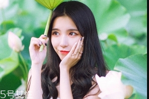 濕熱體質(zhì)可以吃阿膠糕嗎 濕熱體質(zhì)可以吃西洋參嗎 濕熱體質(zhì)可以吃阿膠糕嗎 濕熱體質(zhì)可以吃西洋參嗎