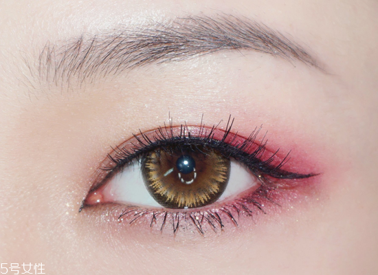 如何畫出完美眼線？一分鐘學會四種眼線畫法
