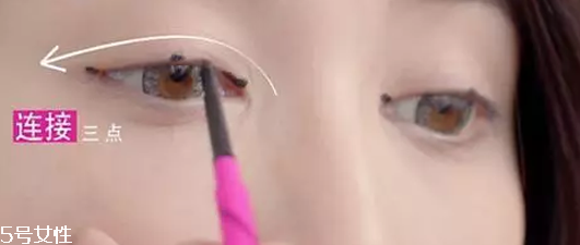 眼線筆畫法 手把手教你基礎(chǔ)眼線畫法 眼線筆畫法 手把手教你基礎(chǔ)眼線畫法