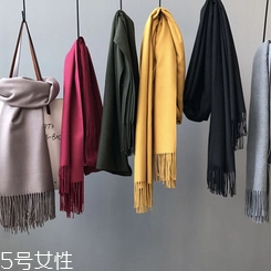 冬天戴什么圍巾好看？貌美又溫暖的圍巾大盤(pán)點(diǎn)