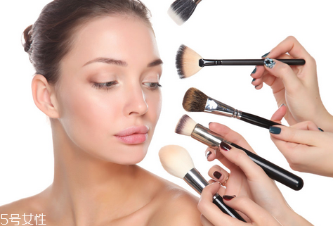 大創(chuàng)雙眼皮貼64和86哪款好？化妝的十大禁忌