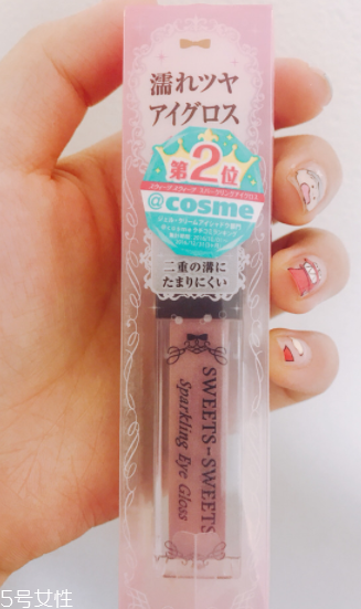 Sweets Sweets唇蜜04號試色 蜜桃珊瑚好清新 Sweets Sweets唇蜜04號試色 蜜桃珊瑚好清新