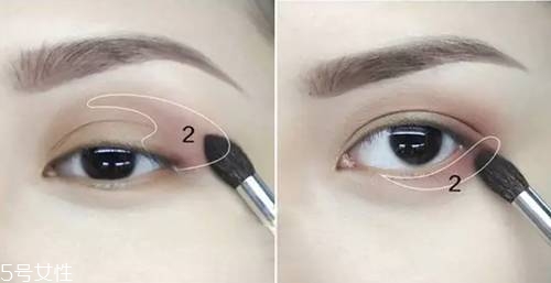 tiffany和pony酒紅色眼妝教程 化妝所需產(chǎn)品 tiffany和pony酒紅色眼妝教程 化妝所需產(chǎn)品