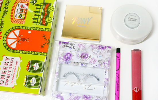 2018秋冬酒紅色眼妝怎么畫？神秘又有女人味的妝容