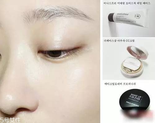 tiffany和pony酒紅色眼妝教程 化妝所需產(chǎn)品 tiffany和pony酒紅色眼妝教程 化妝所需產(chǎn)品