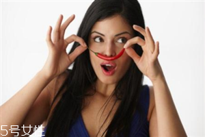 開(kāi)眼角后多久可以吃辣？開(kāi)眼角后不宜吃過(guò)多醬油