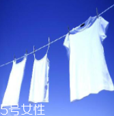 內(nèi)褲和襪子一起洗會(huì)有哪些危害？分情況對(duì)待