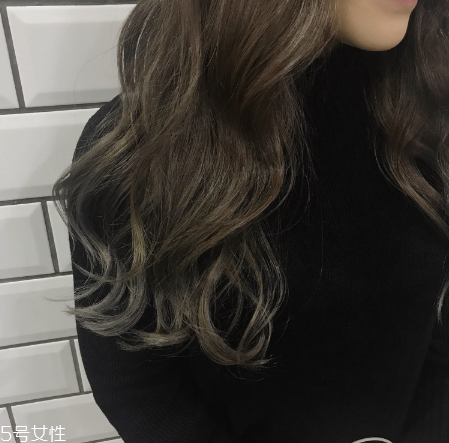 秋冬流行發(fā)色推薦 總有一款你喜歡的發(fā)色 秋冬流行發(fā)色推薦 總有一款你喜歡的發(fā)色