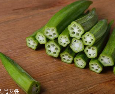 吃秋葵能喝酒嗎？炎夏秋葵忌和啤酒同食