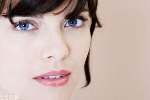 開眼角拆線后怎么清潔眼部？開眼角后可以適當(dāng)洗臉清潔