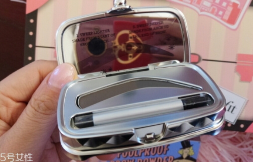 眉粉可以當(dāng)眼影用嗎？教你用眉粉畫眼影