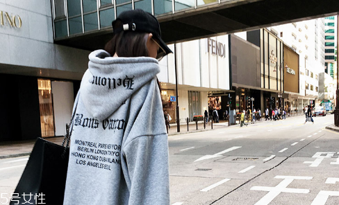 女生怎么穿帥氣？教你帥氣女孩穿搭術(shù)