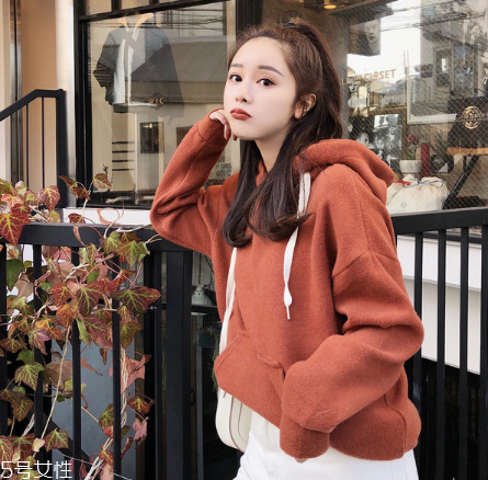 衛(wèi)衣適合多大的人穿？你值得擁有的減齡神器