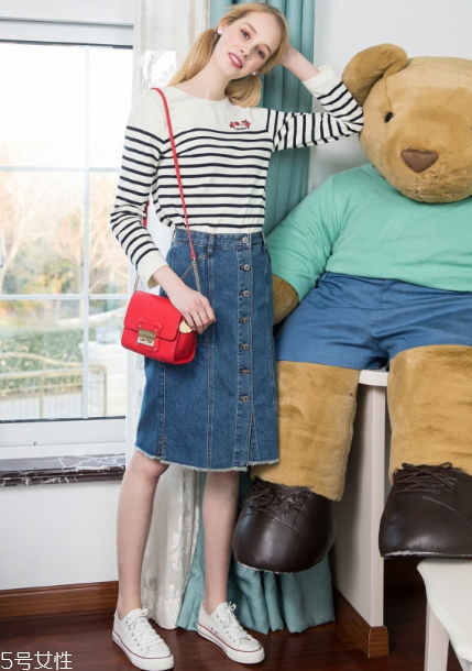 o型腿穿什么裙子好看？美美長(zhǎng)裙才撩人