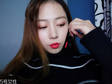 ysl圣羅蘭黑管唇釉哪個(gè)顏色好看？持久度加分