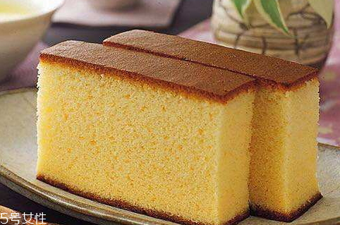 烤箱烤蛋糕可以用不銹鋼盆嗎 烤箱烤蛋糕可以用不銹鋼盆嗎