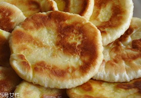 烤箱烤發(fā)面餅溫度時間 烤箱溫度決定時間長算 烤箱烤發(fā)面餅溫度時間 烤箱溫度決定時間長算