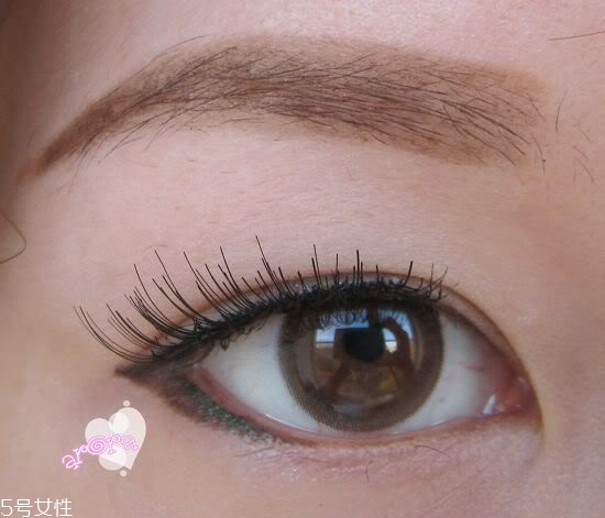 雙眼皮貼哪個(gè)牌子好？雙眼皮貼這樣貼最好看