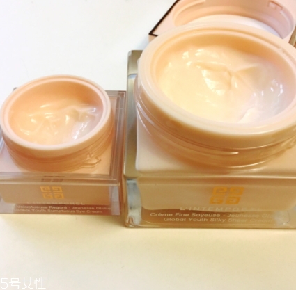 紀(jì)梵希眼霜哪款好？紀(jì)梵希少女眼霜vs黑藻眼霜