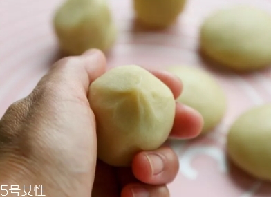 糖糕炸出來很硬怎么辦？