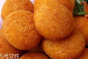 烤箱烤南瓜餅多長時間 烤箱烤南瓜餅時間和溫度 烤箱烤南瓜餅多長時間 烤箱烤南瓜餅時間和溫度